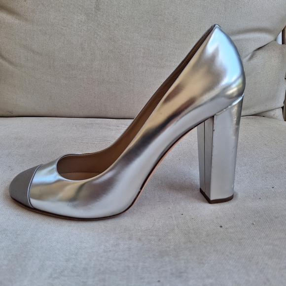 J. Crew Silver Pumps High Heels Cap Toe - Picture 6 of 8